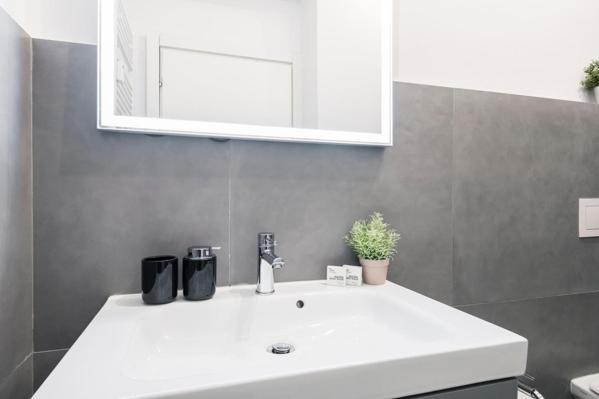 114 - Amazing Flat Fully Furnished In P.Ta Romana Milan Extérieur photo